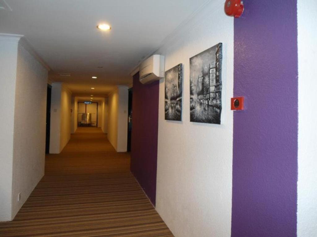 Regent Hotel Bintulu Bagian luar foto