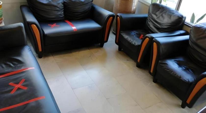 Regent Hotel Bintulu Bagian luar foto