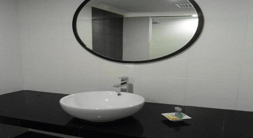 Regent Hotel Bintulu Bagian luar foto