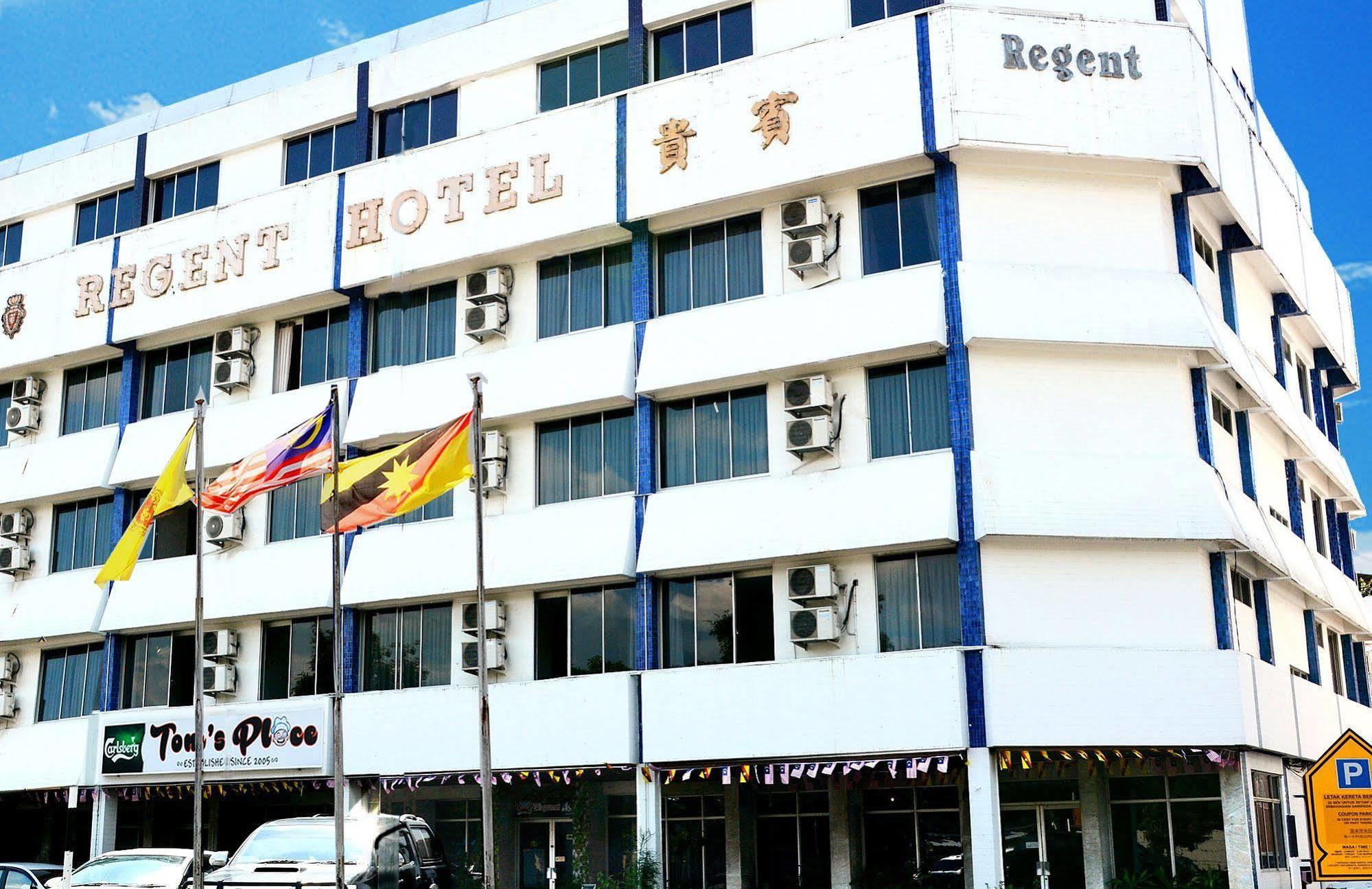 Regent Hotel Bintulu Bagian luar foto